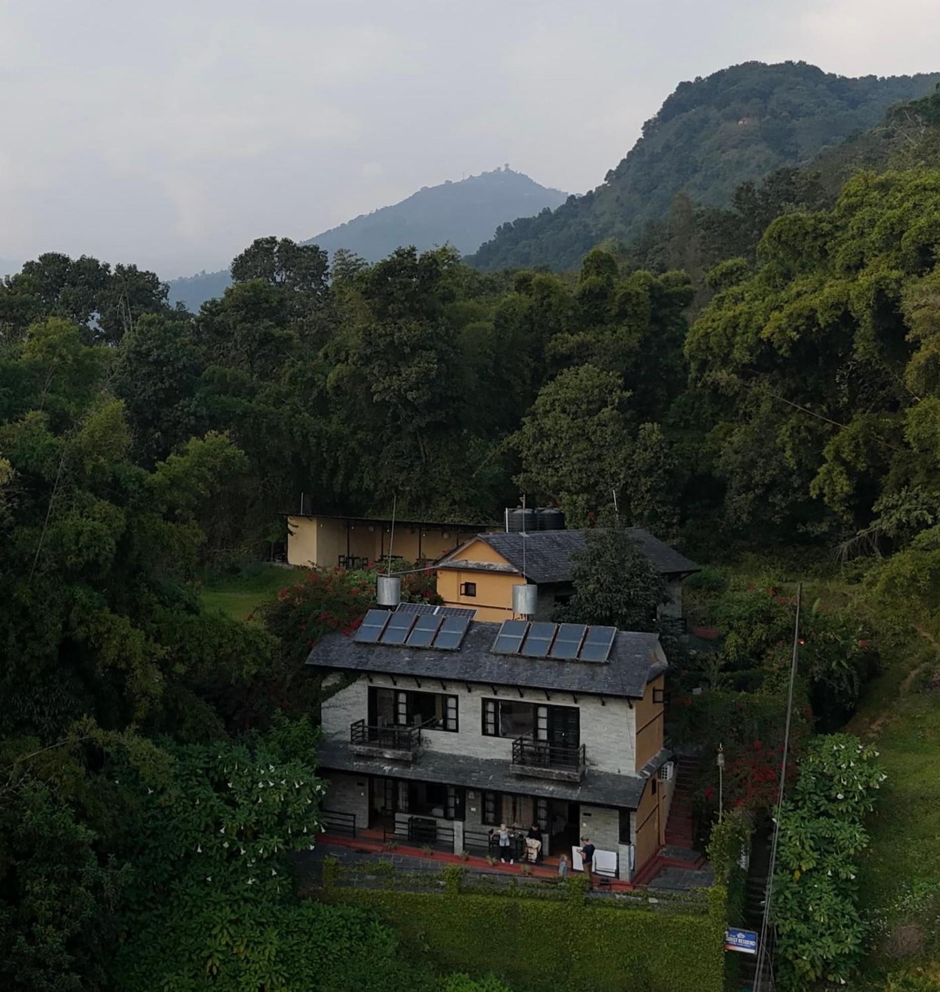 Homeland Forest Villa ポカラ エクステリア 写真